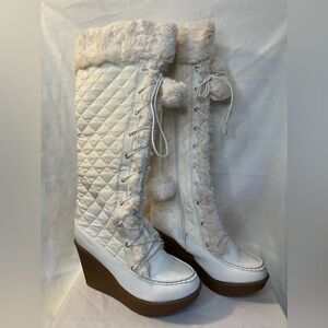 Shoedazzle wedge snow boot